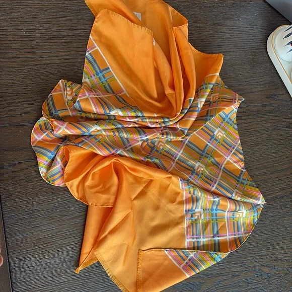 Christian Dior silk Scarf - AUTHENTIC - Picture 3 of 6